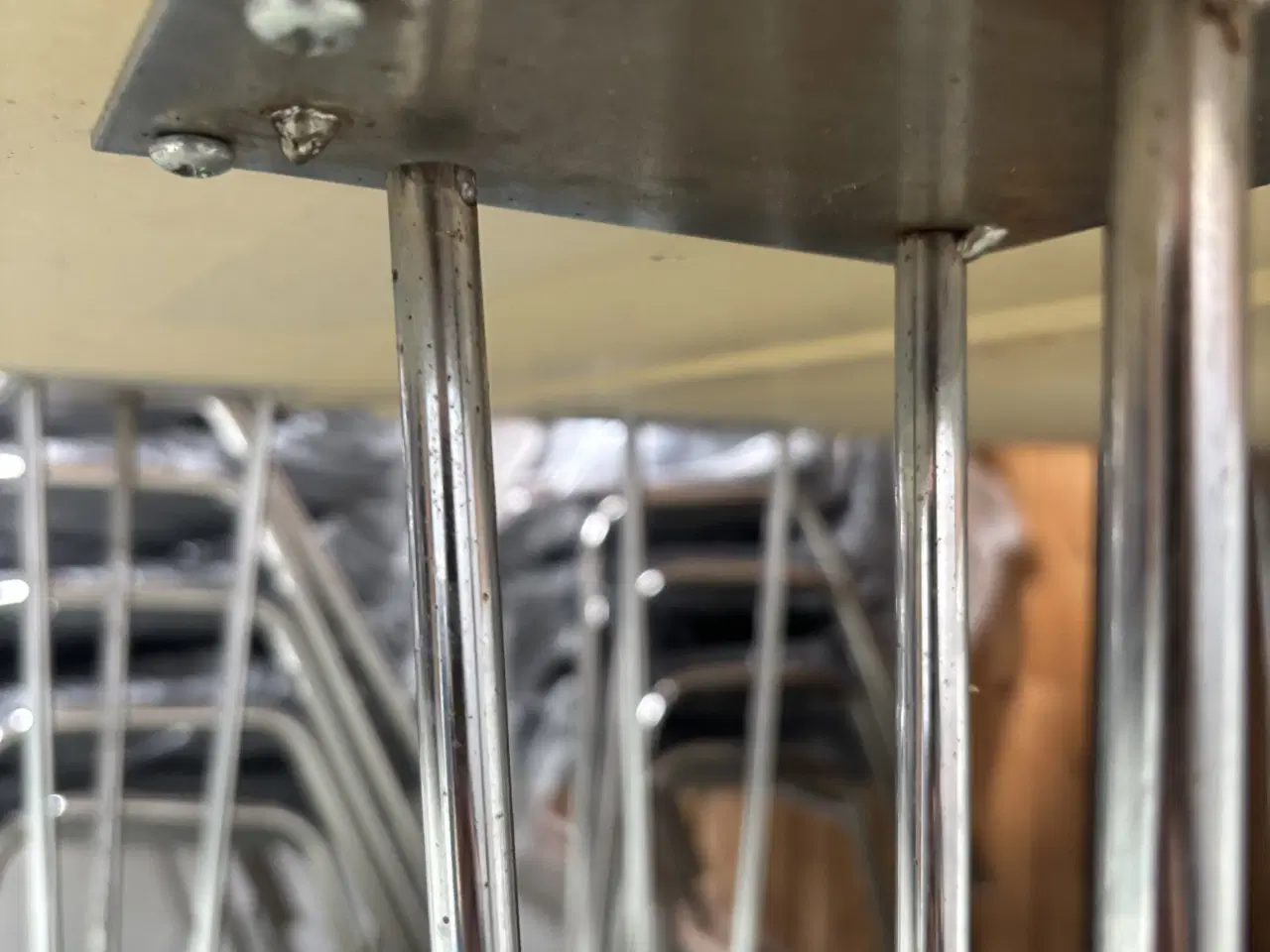 Billede 3 - Borde og stole sælges