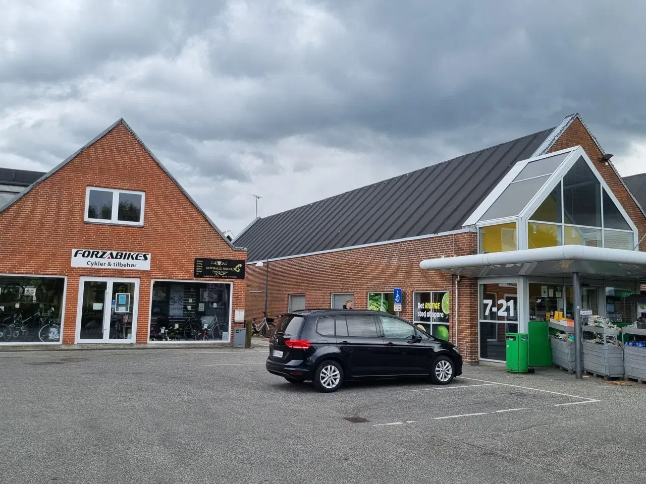 Billede 2 - Butik med bedste synlighed i Bredballe Center