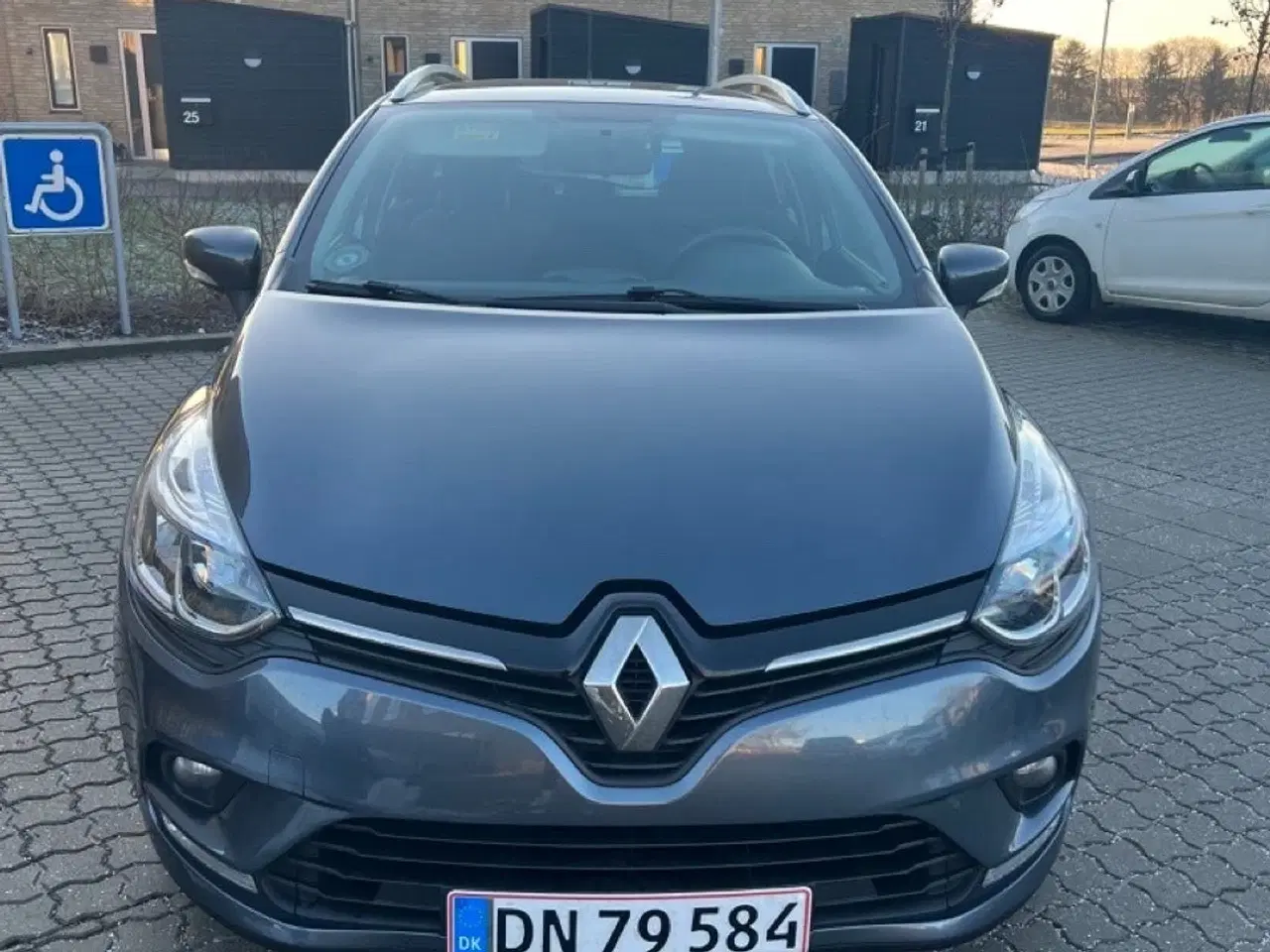 Billede 2 - Renault Clio IV 0,9 TCe 90 Zen Sport Tourer