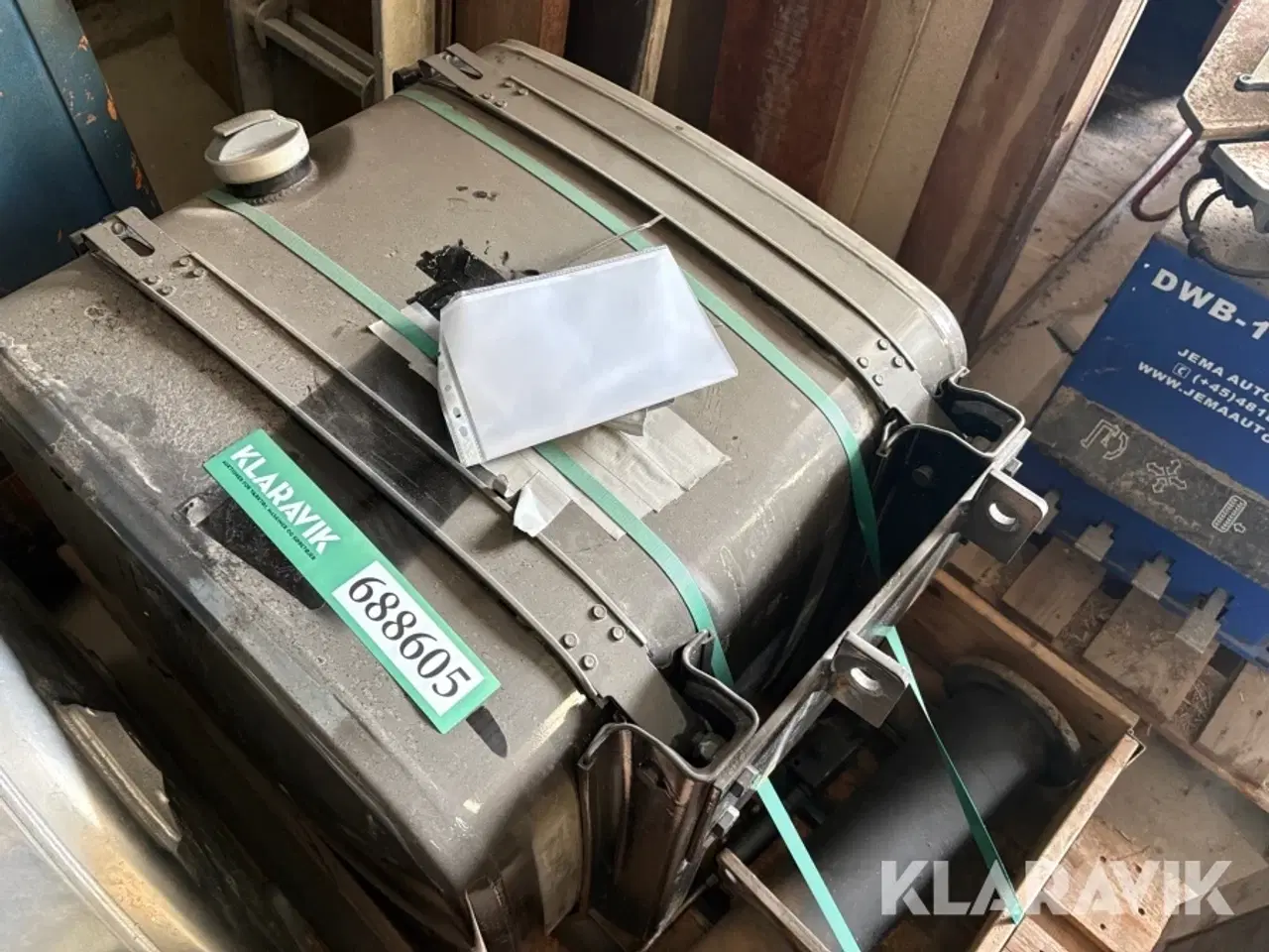 Billede 1 - Brændstofstank