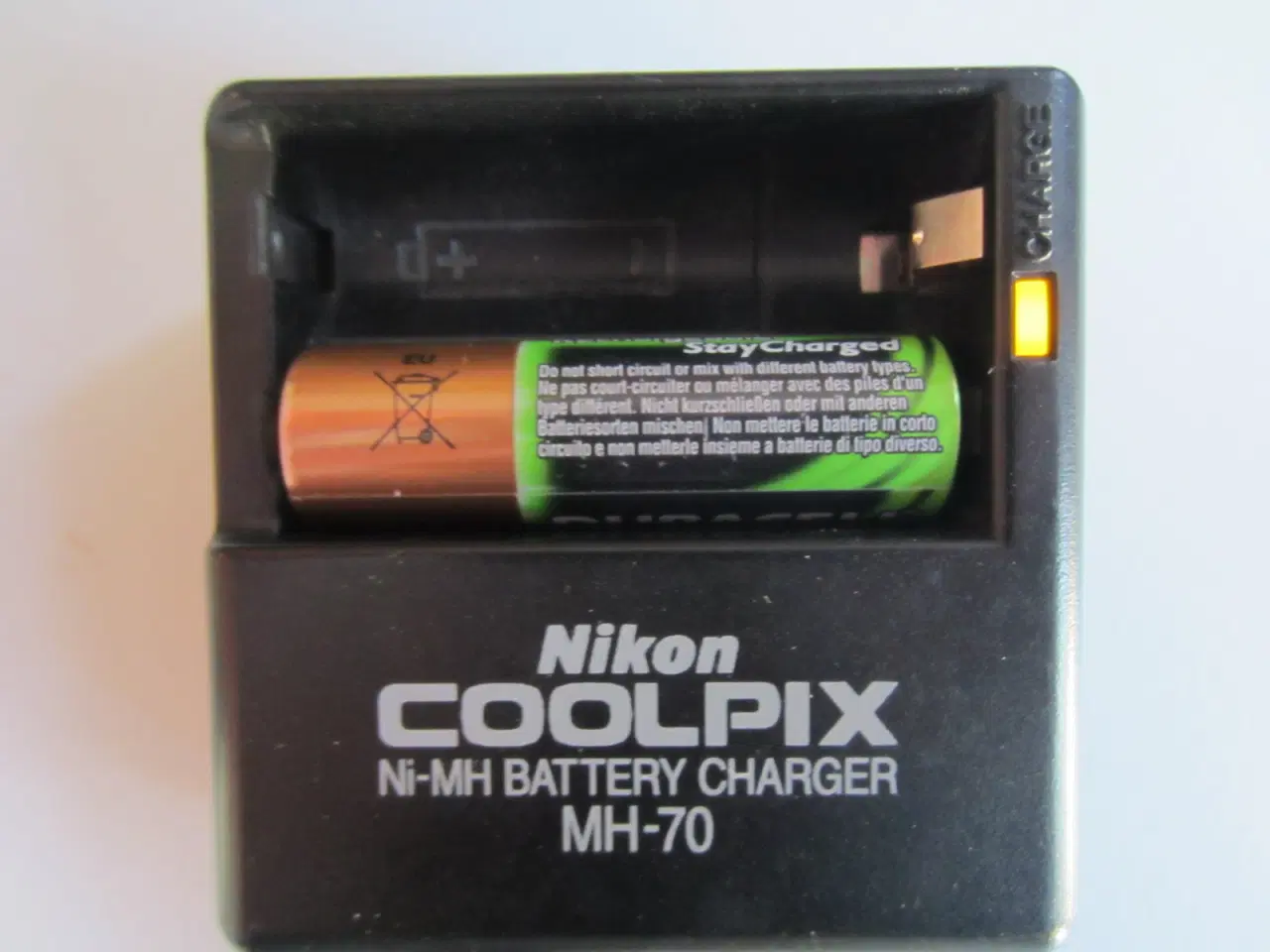 Billede 1 - Nikon MH-70 Ni-MH batteri lader til AA batterier