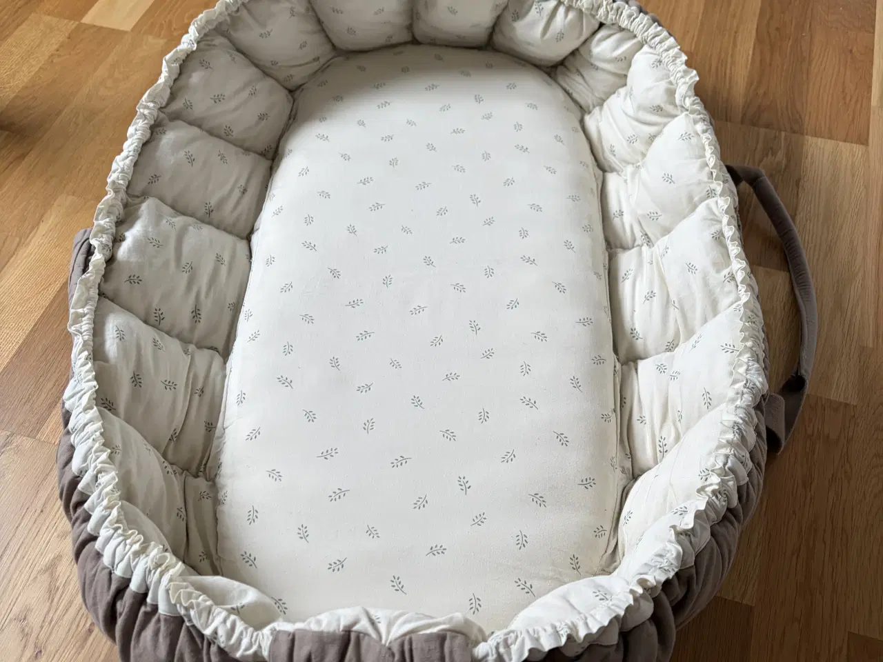 Billede 3 - Babynest/lift fra Sebra 