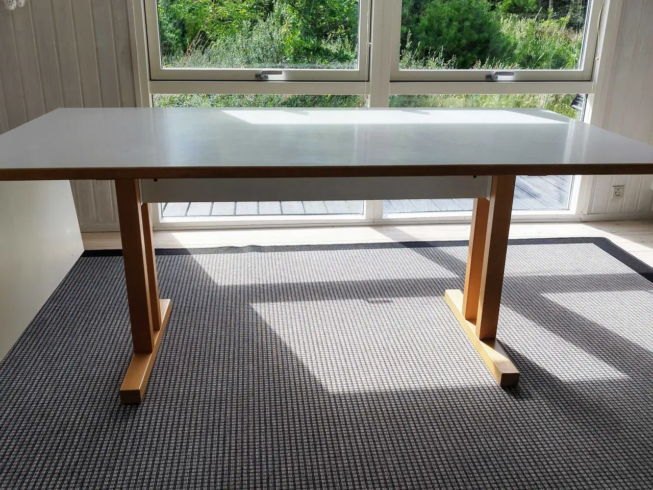 Billede 2 - Spisebord med 1 bordplade