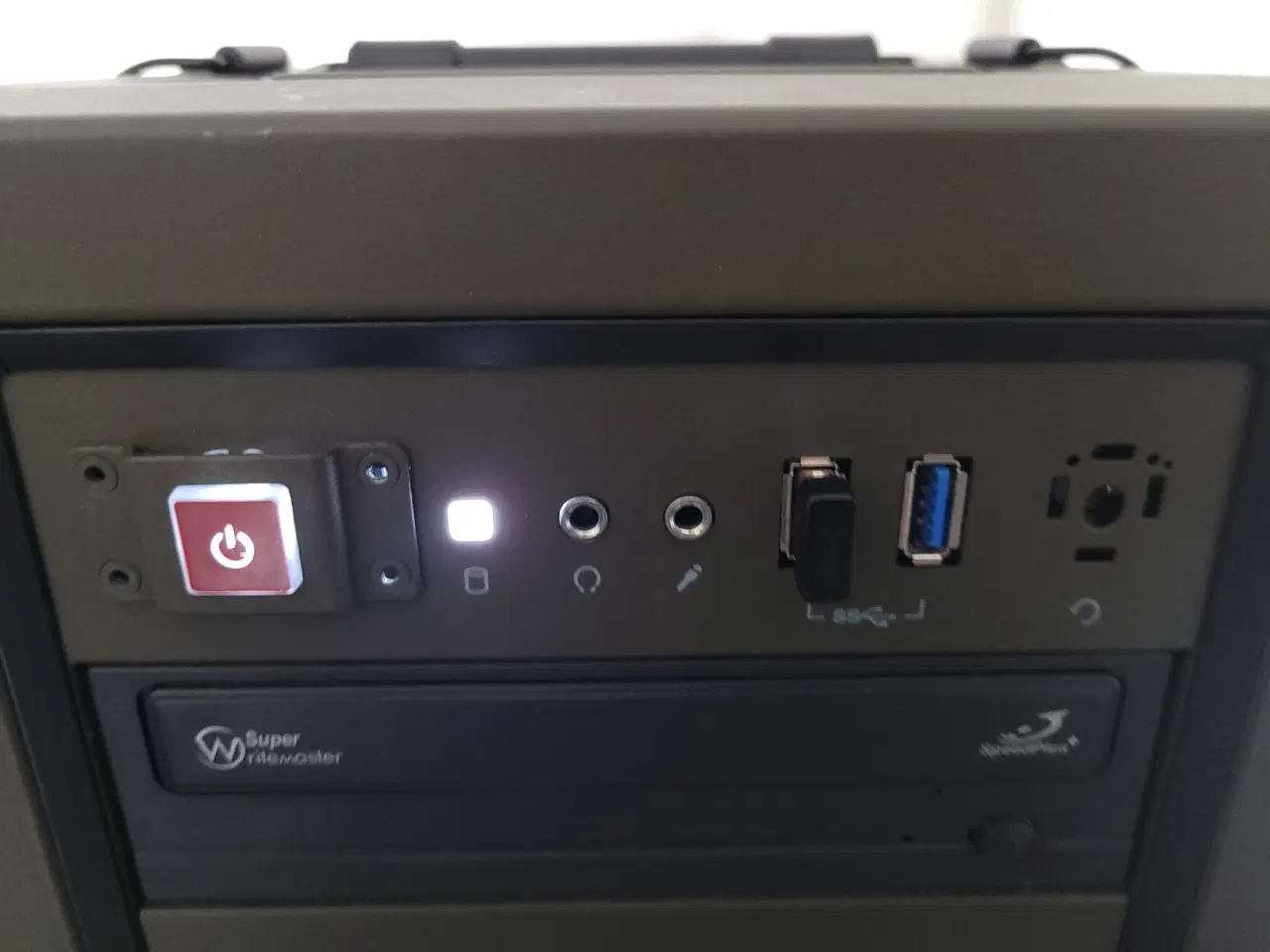 Billede 1 - Gaming computer med alt til.