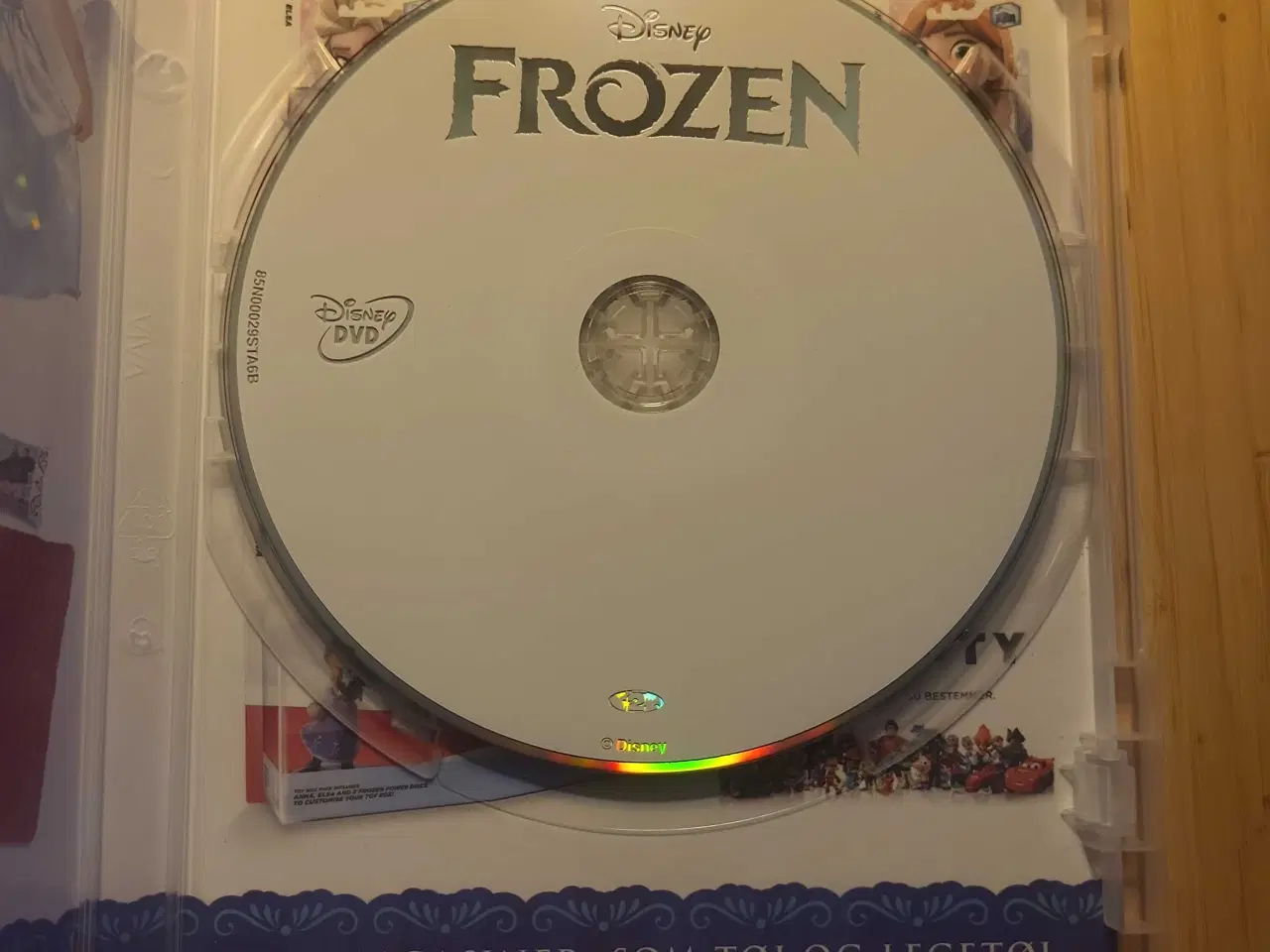 Billede 7 - DVD Med Hannah Montana & Frost