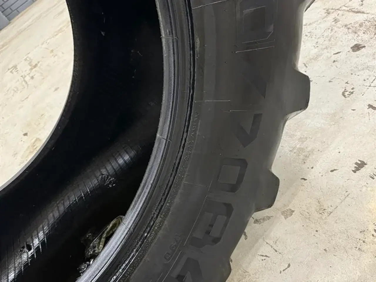 Billede 4 - Michelin 710/70R42