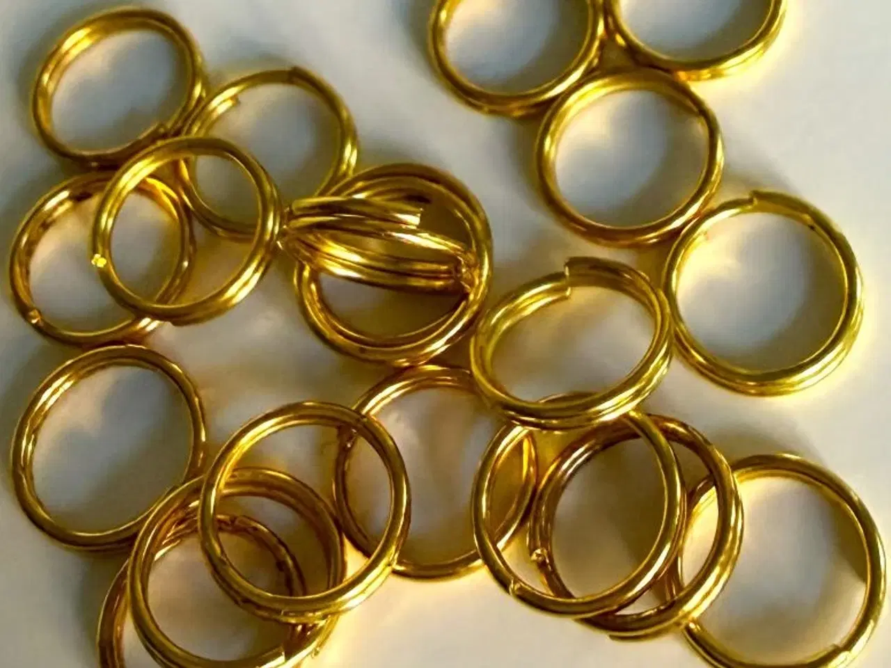 Billede 1 - Dobbeltviklede mikro-nøgleringe til smykker