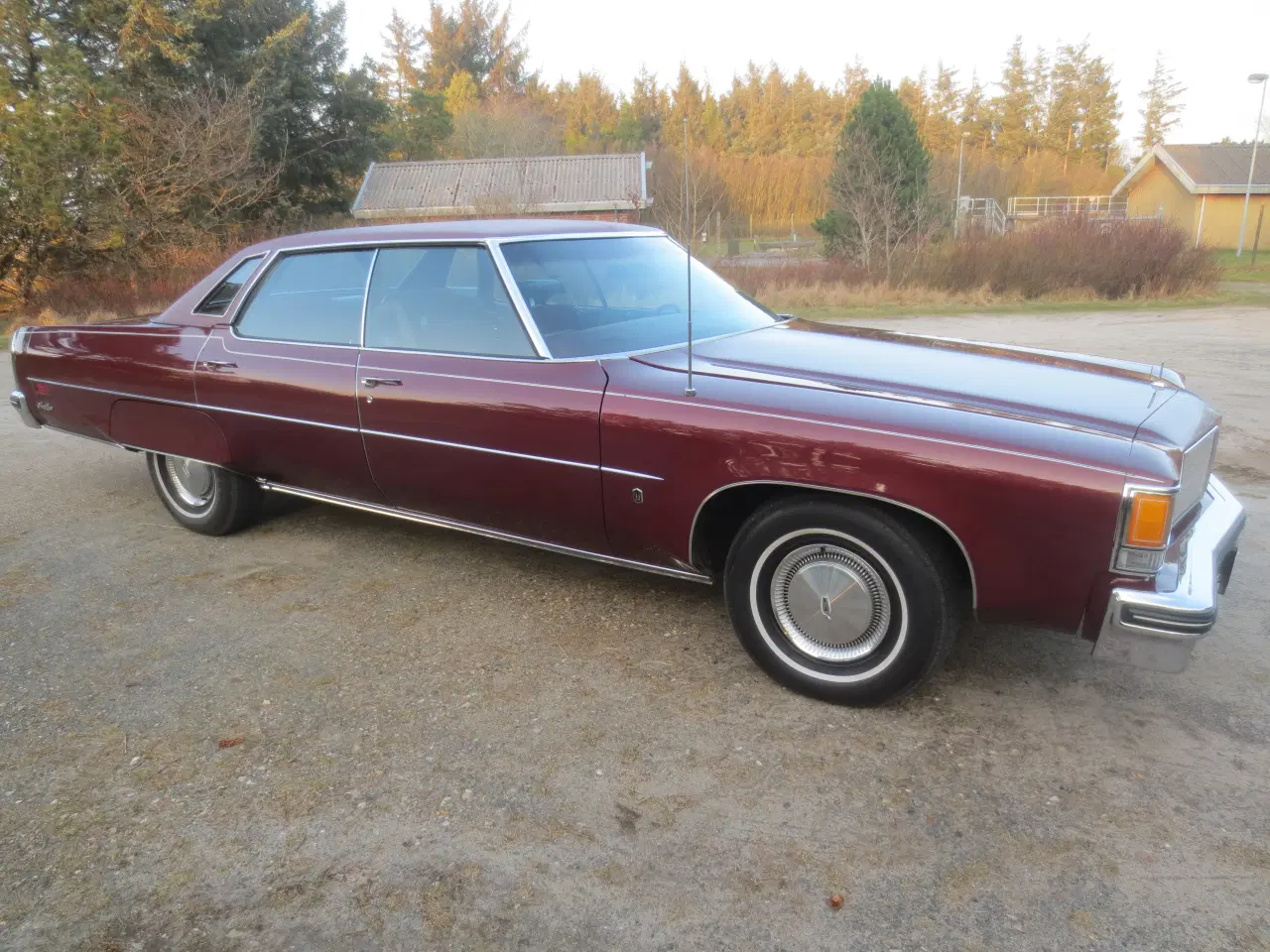 Billede 3 - Oldsmobile 98 7.5 V 8 Aut. 