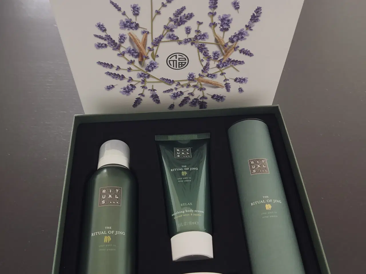 Billede 1 - Helt nyt Body sæt..