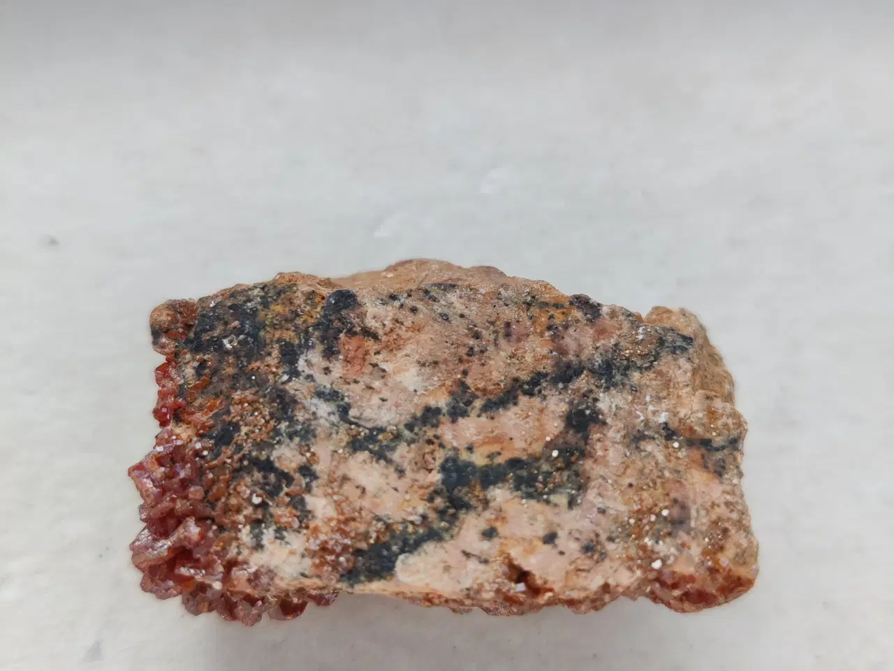 Billede 1 - Vanadinite sten