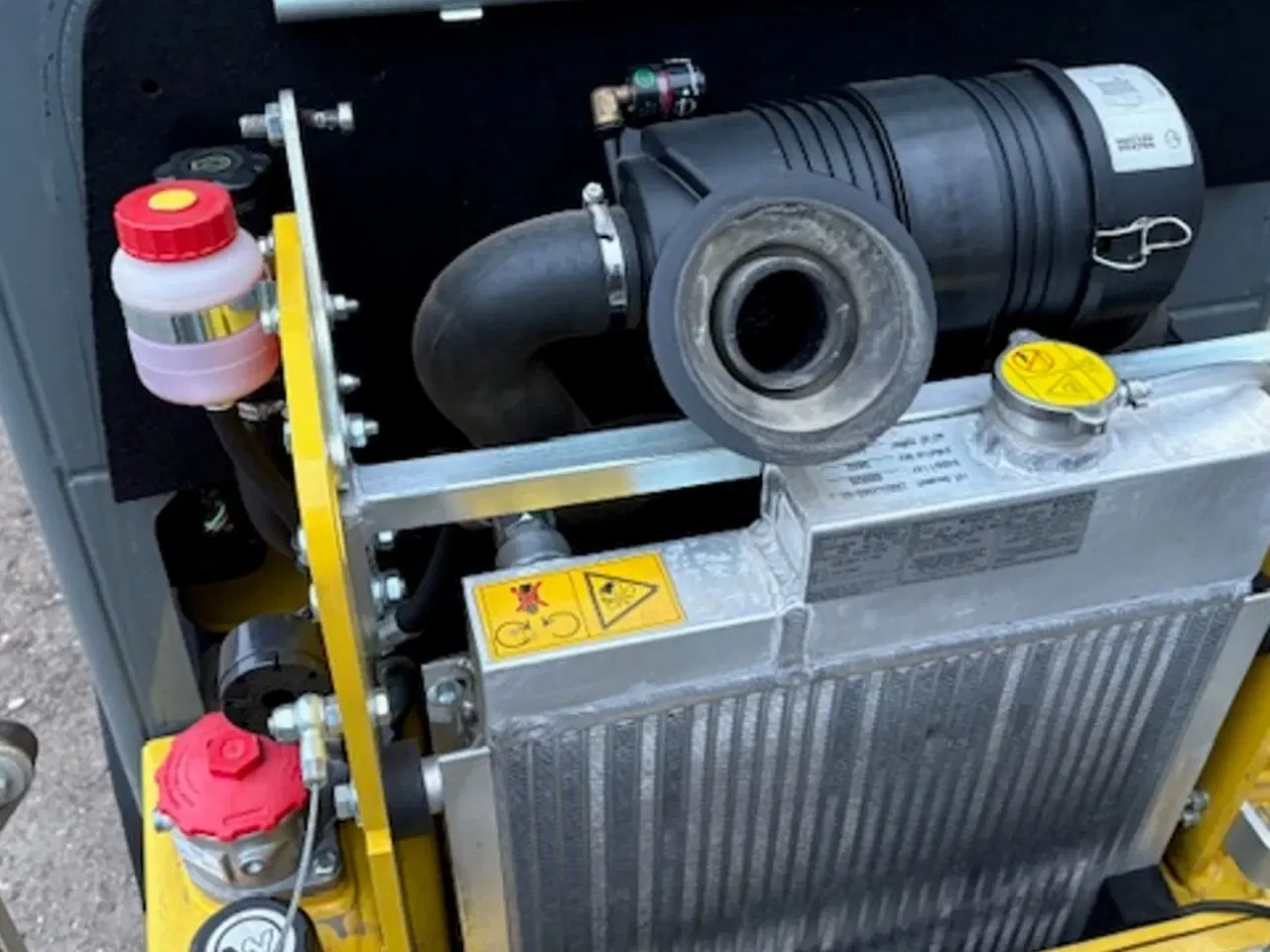 Billede 11 - Wacker Neuson wl20 MED HUS, HYDRAULISK SKIFT, SKOVL OG GAFLER