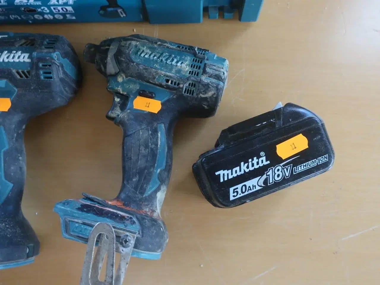 Billede 7 - Akkuværktøj MAKITA stiksav, nøgler m.v. inkl. lader og ét batteri