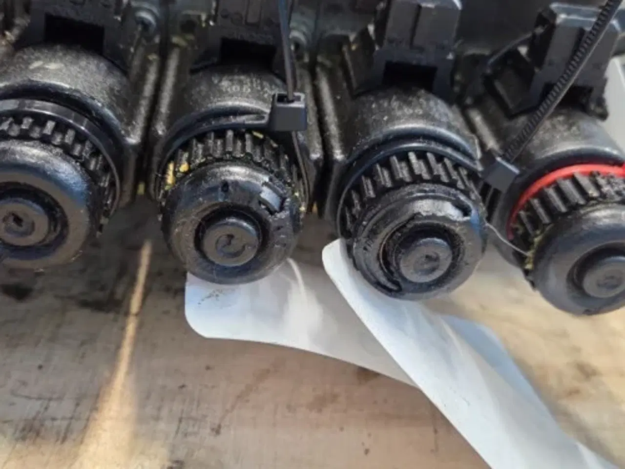 Billede 11 - New Holland TX68 Hydraulikventil 84023470