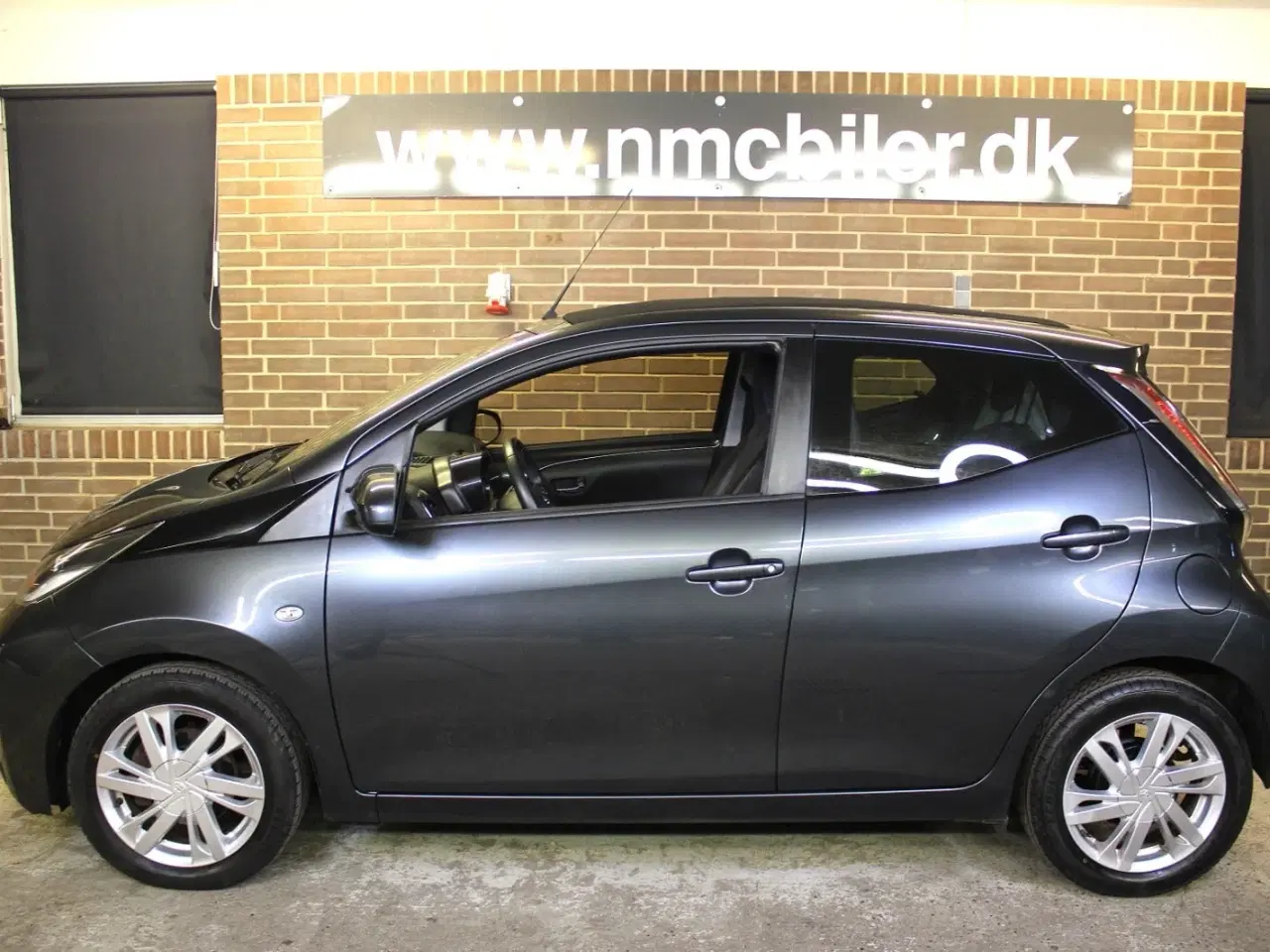 Billede 2 - Toyota Aygo 1,0 VVT-i x-wave Sky