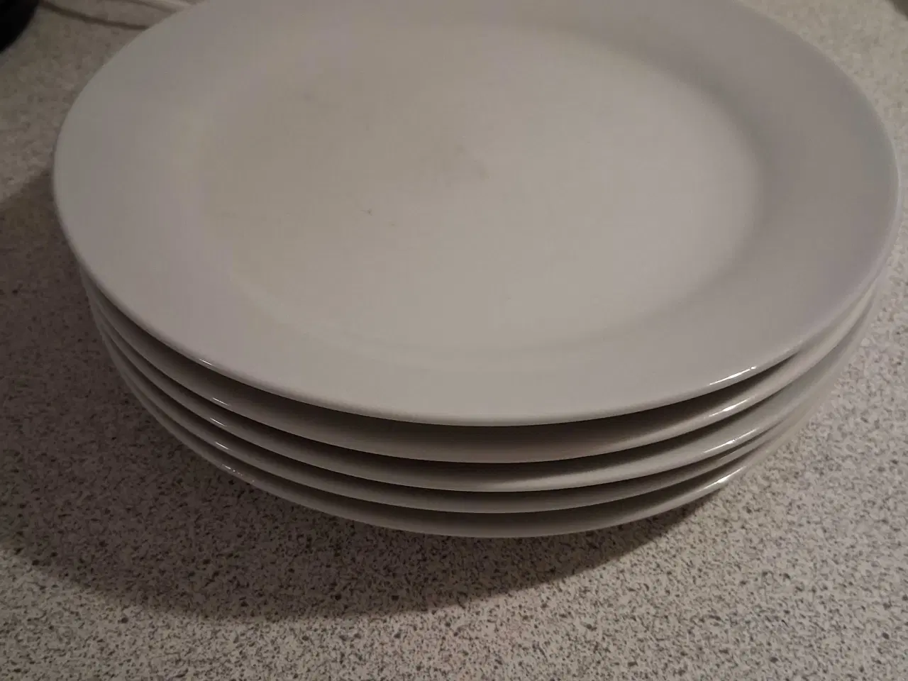 Billede 1 - Tallerkener