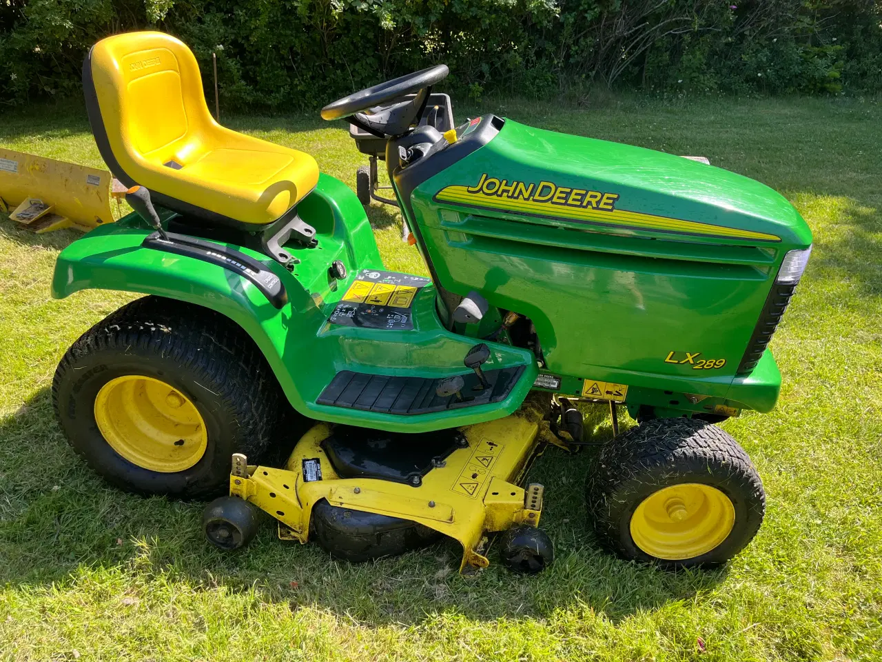 Billede 1 - John Deere LX289 havetraktor