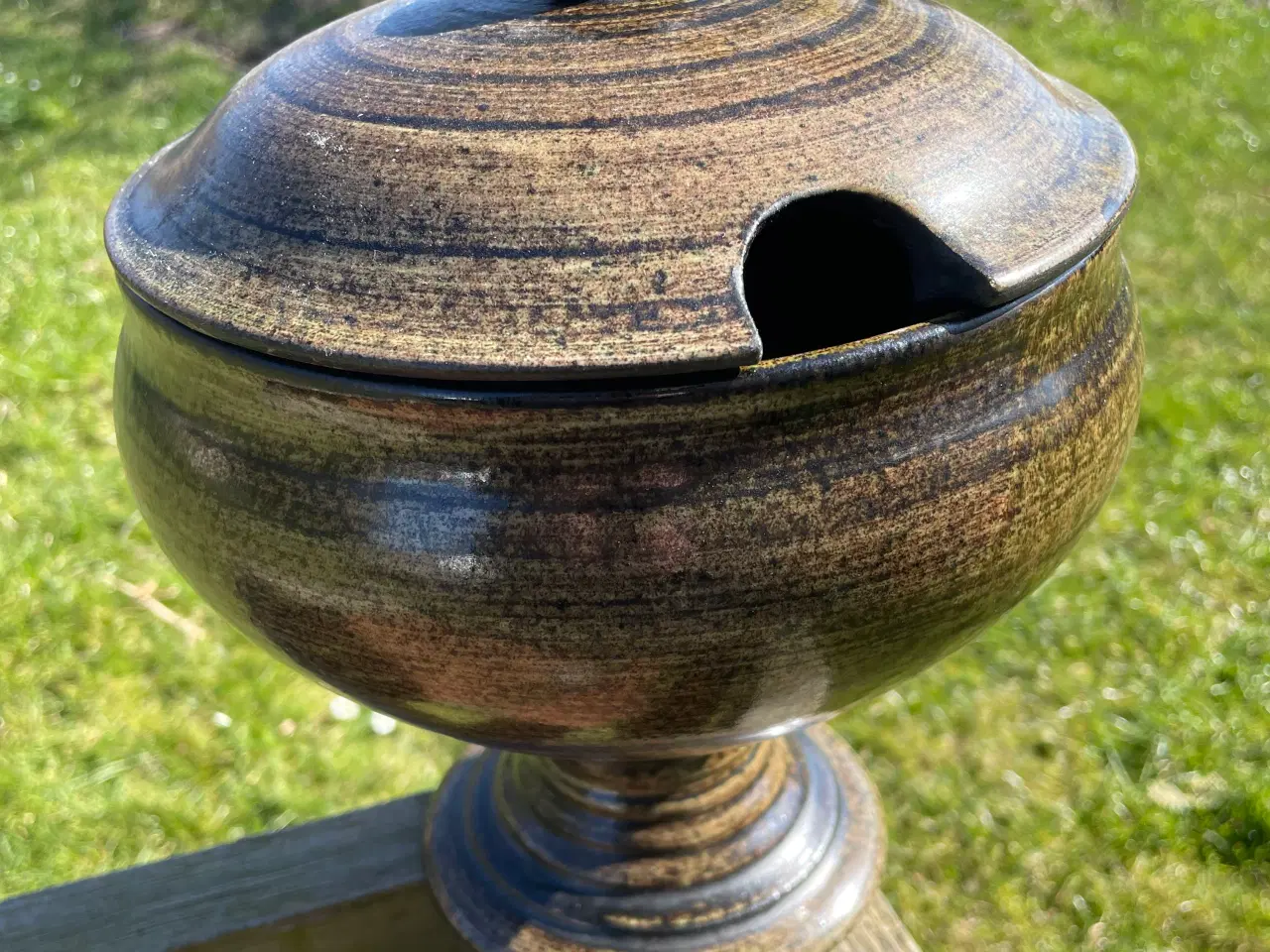 Billede 1 - Lågskål/terrin i keramik