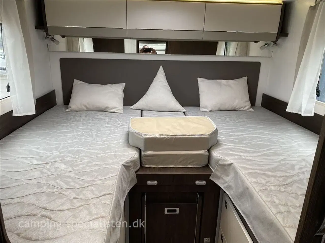Billede 13 - 2022 - Benimar Tessoro 468 NK   Flot Benimar Tessoro 468 NK model 2022 kan nu Ses Hos Camping-Specialsten .dk i Silkeborg