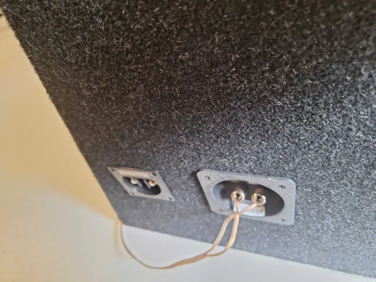Billede 6 - Subwoofer med blå lys