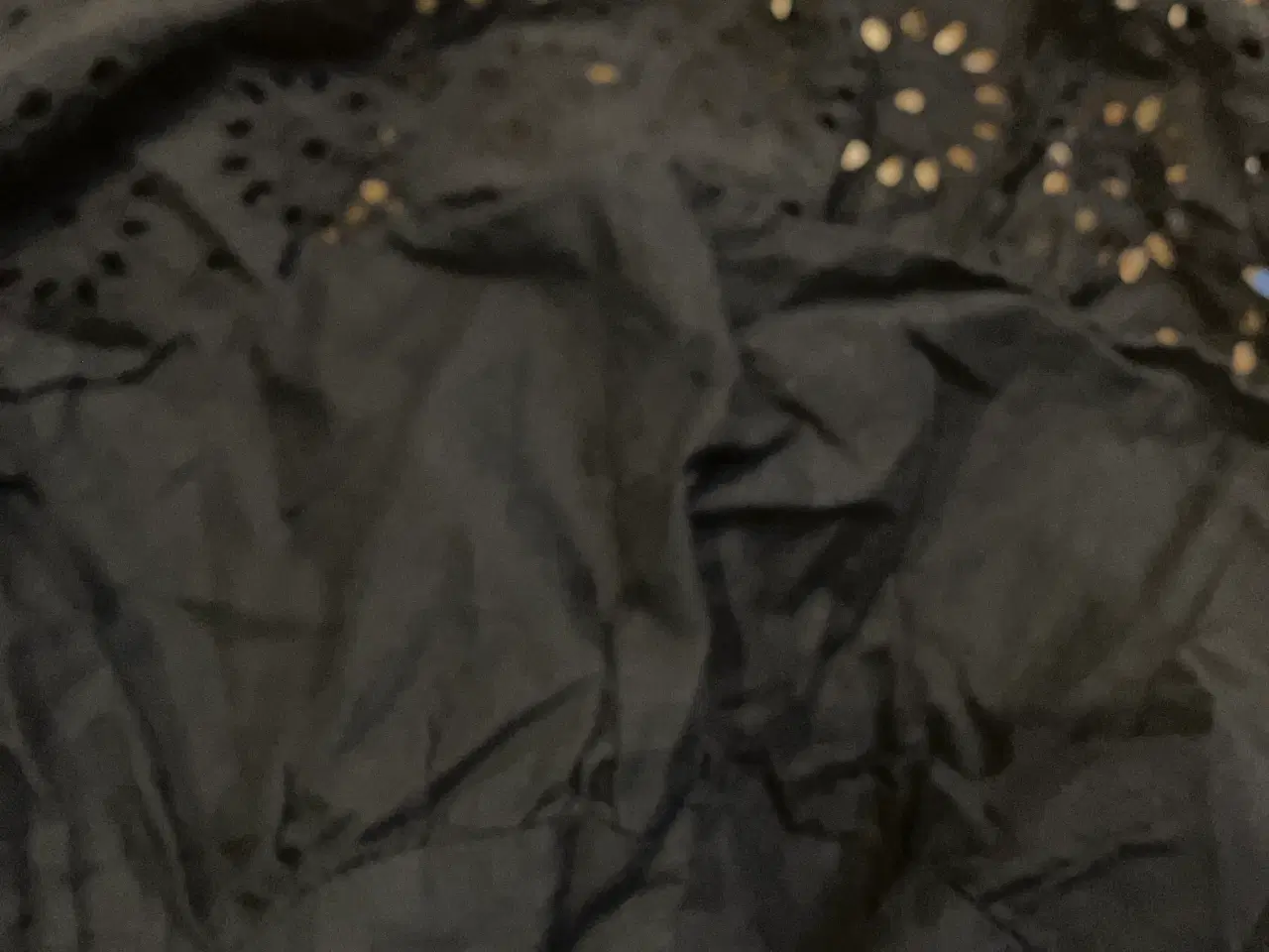 Billede 4 - Sort blonde kjole med underkjole