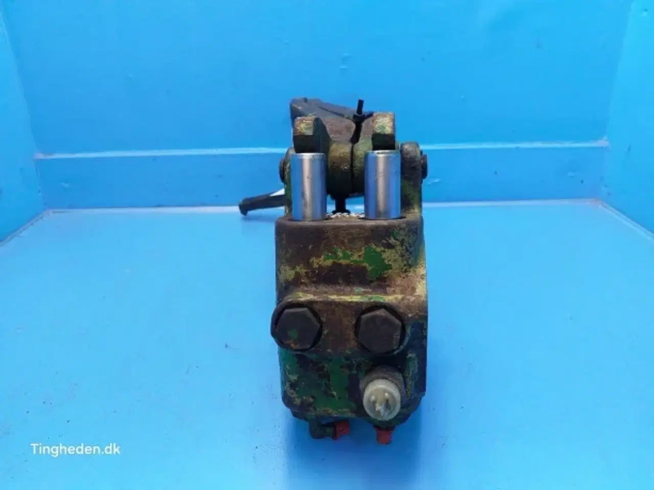 Billede 10 - John Deere 2040 Bremseventil AR53494