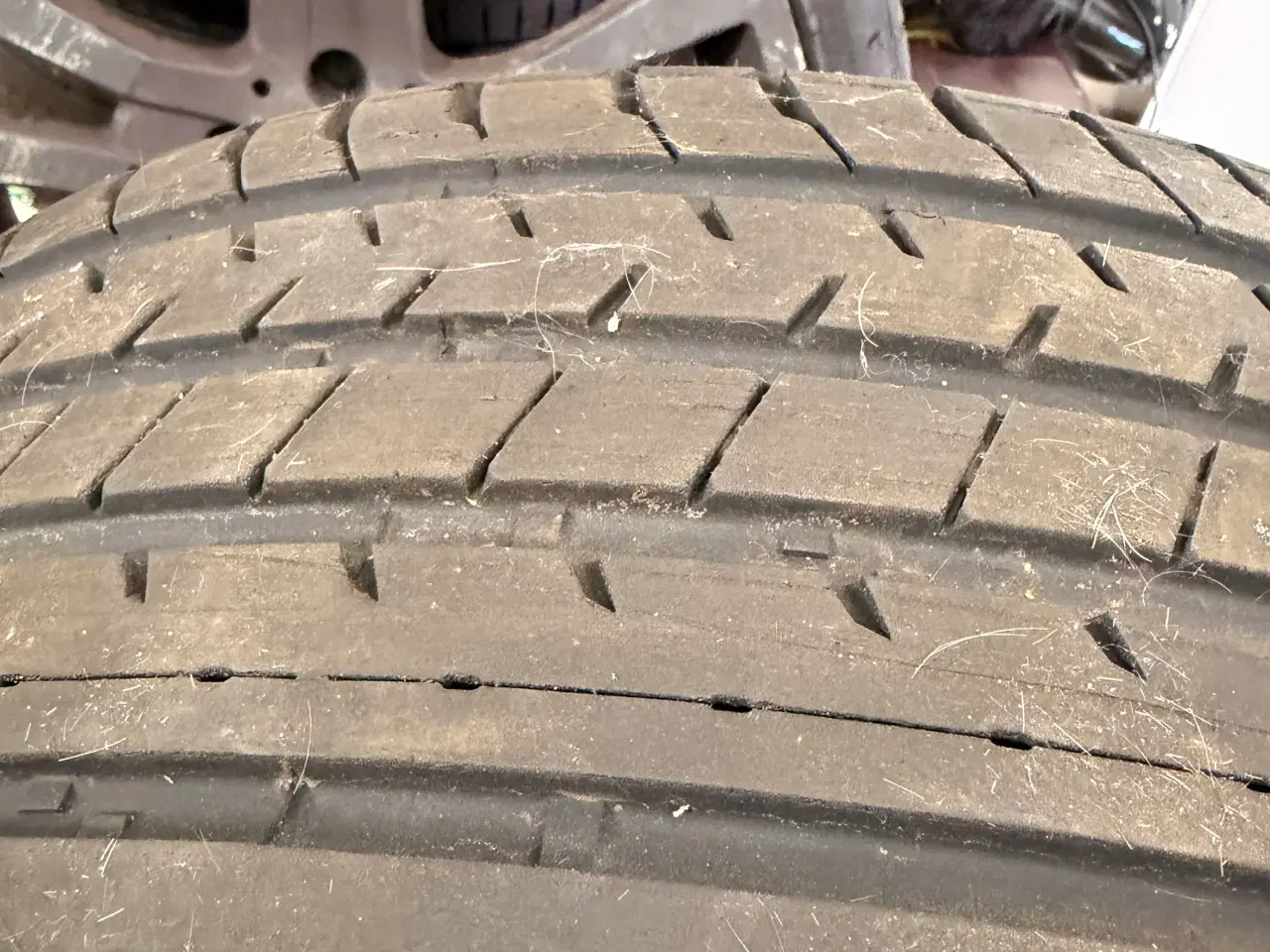 Billede 2 - Mercedes-fælge med dæk