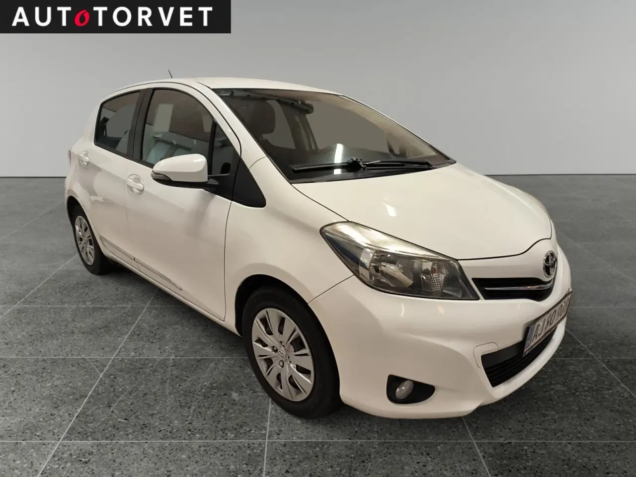 Billede 2 - Toyota Yaris 1,0 VVT-i T2