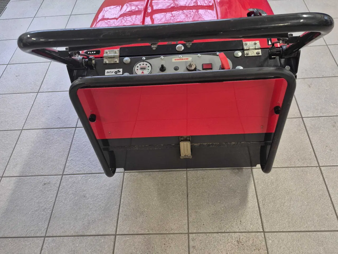 Billede 3 - Gulv fejemaskine gansow B85