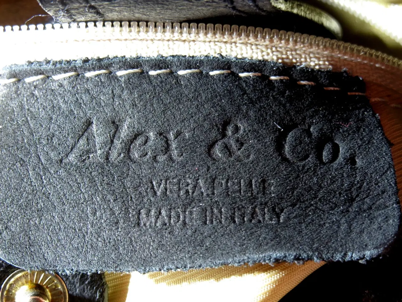 Billede 5 - Italiensk taske i sort strudselæder