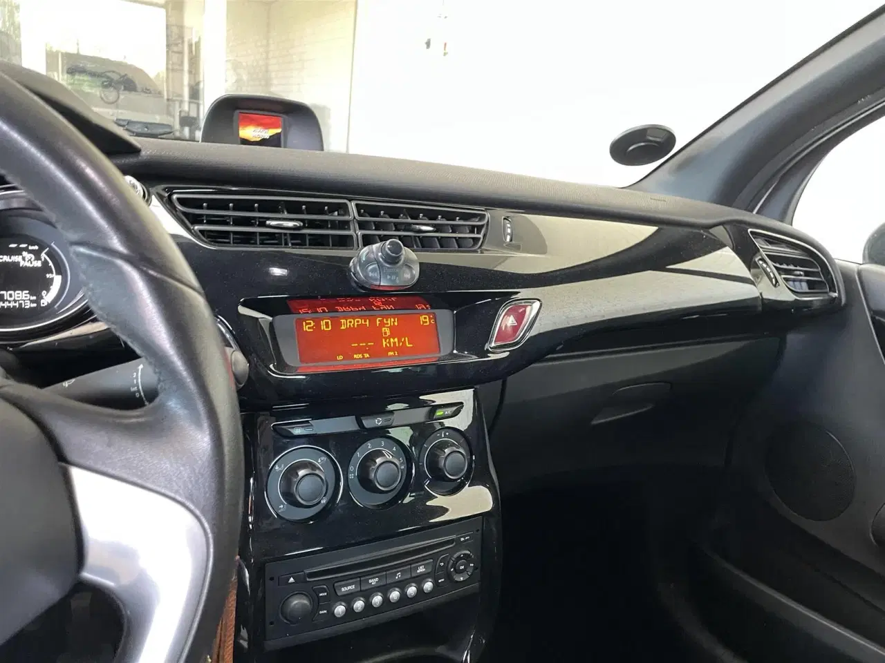 Billede 10 - Citroën DS3 1,2 VTi Style 82HK Cabr.