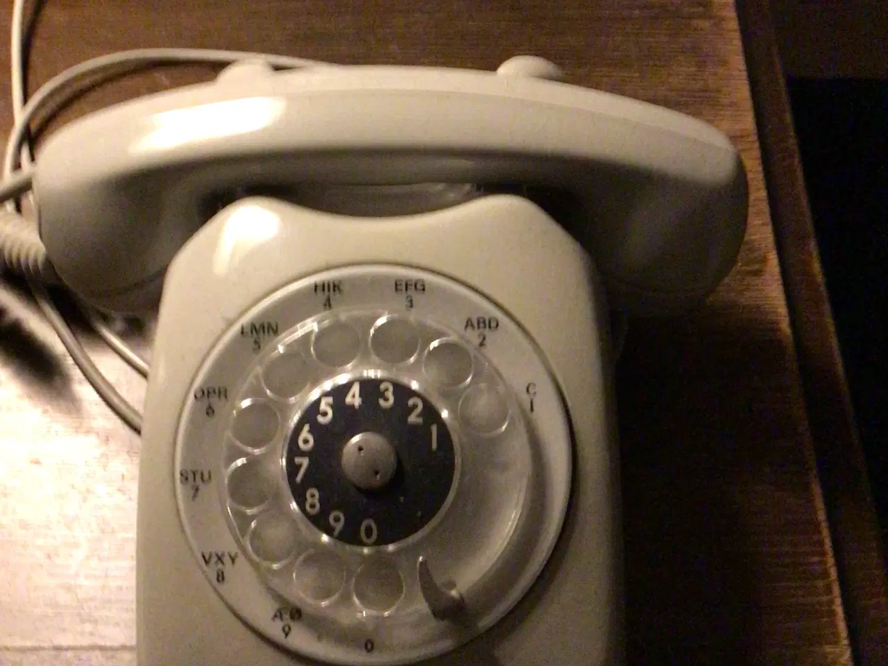 Billede 2 - 5 gamle telefoner