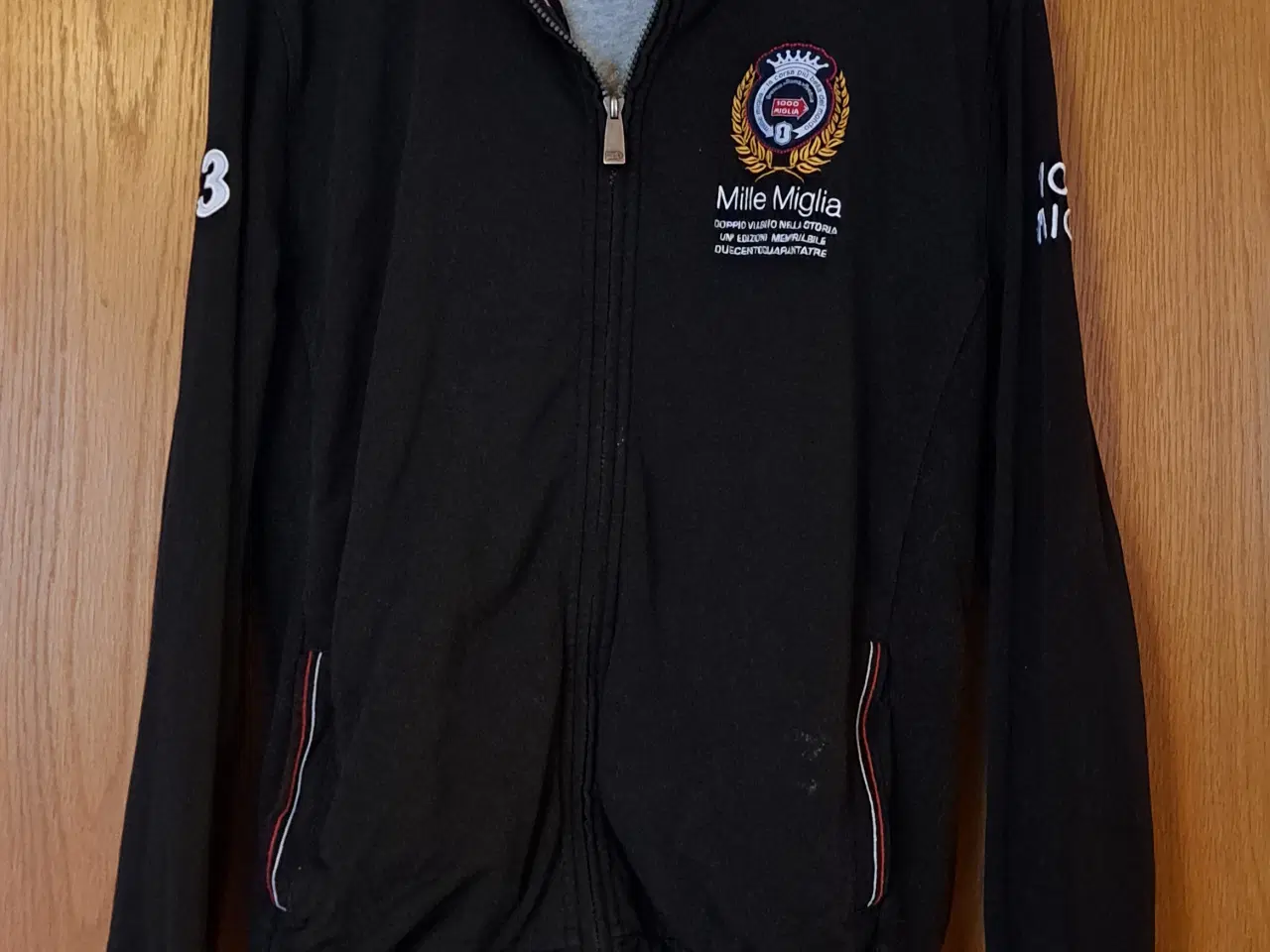 Billede 5 - Fleece trøjer og lette jakker flere slags 8 stk.