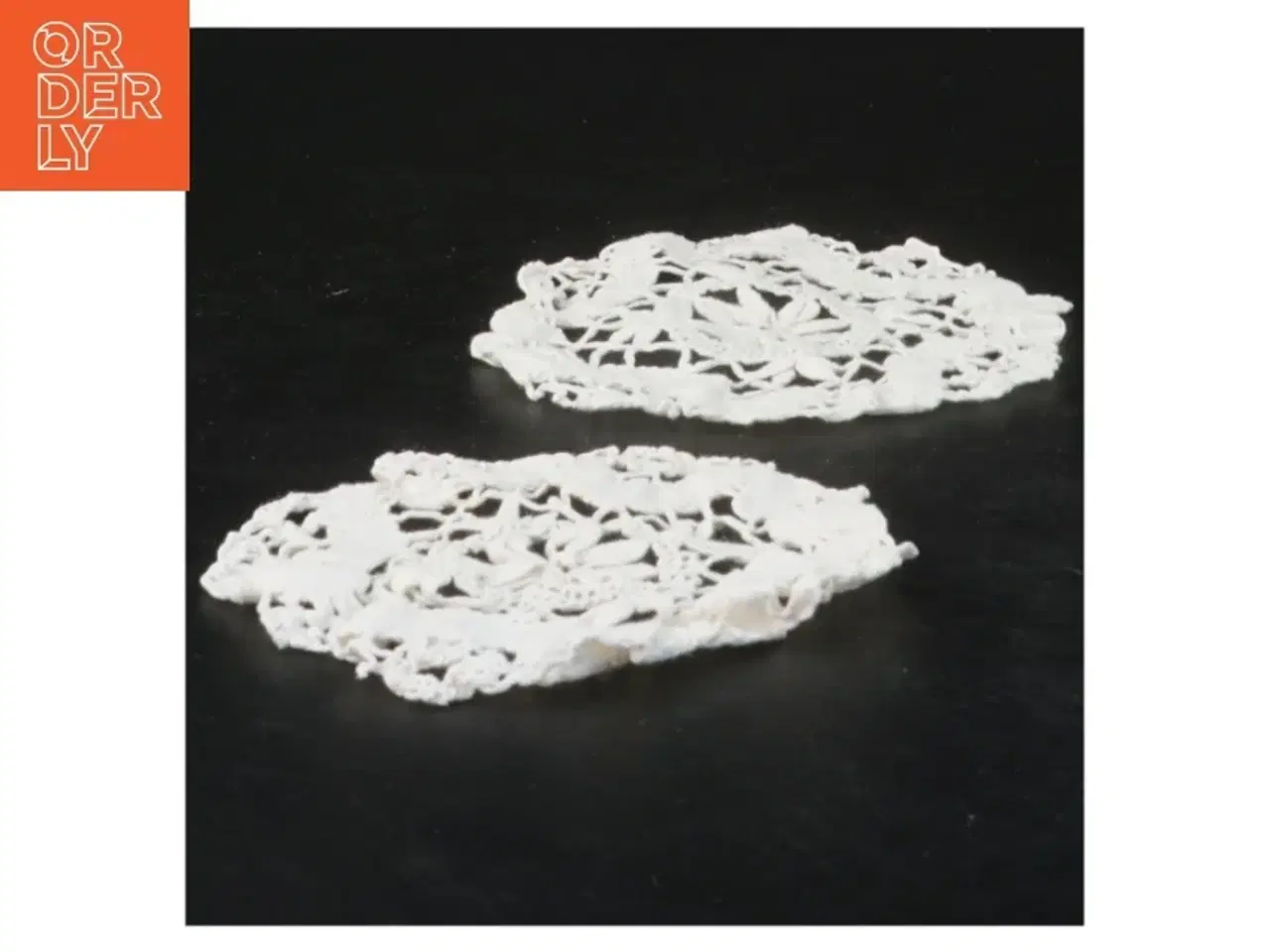 Billede 2 - Hæklede bordskånere (str. Ø 11,5 cm)