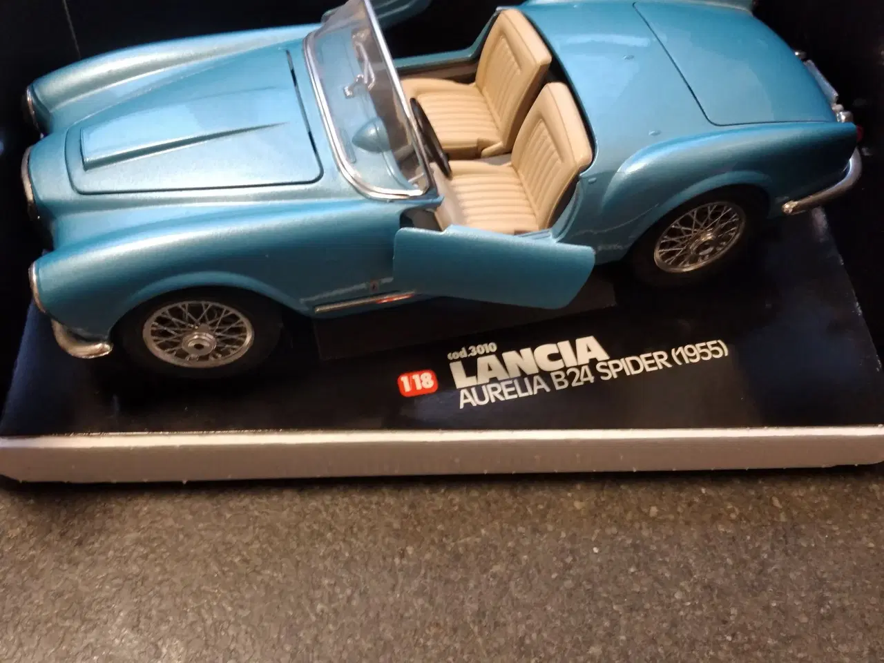 Billede 1 - Lancia- Aurelia B24 Spider (1955)  1:18.