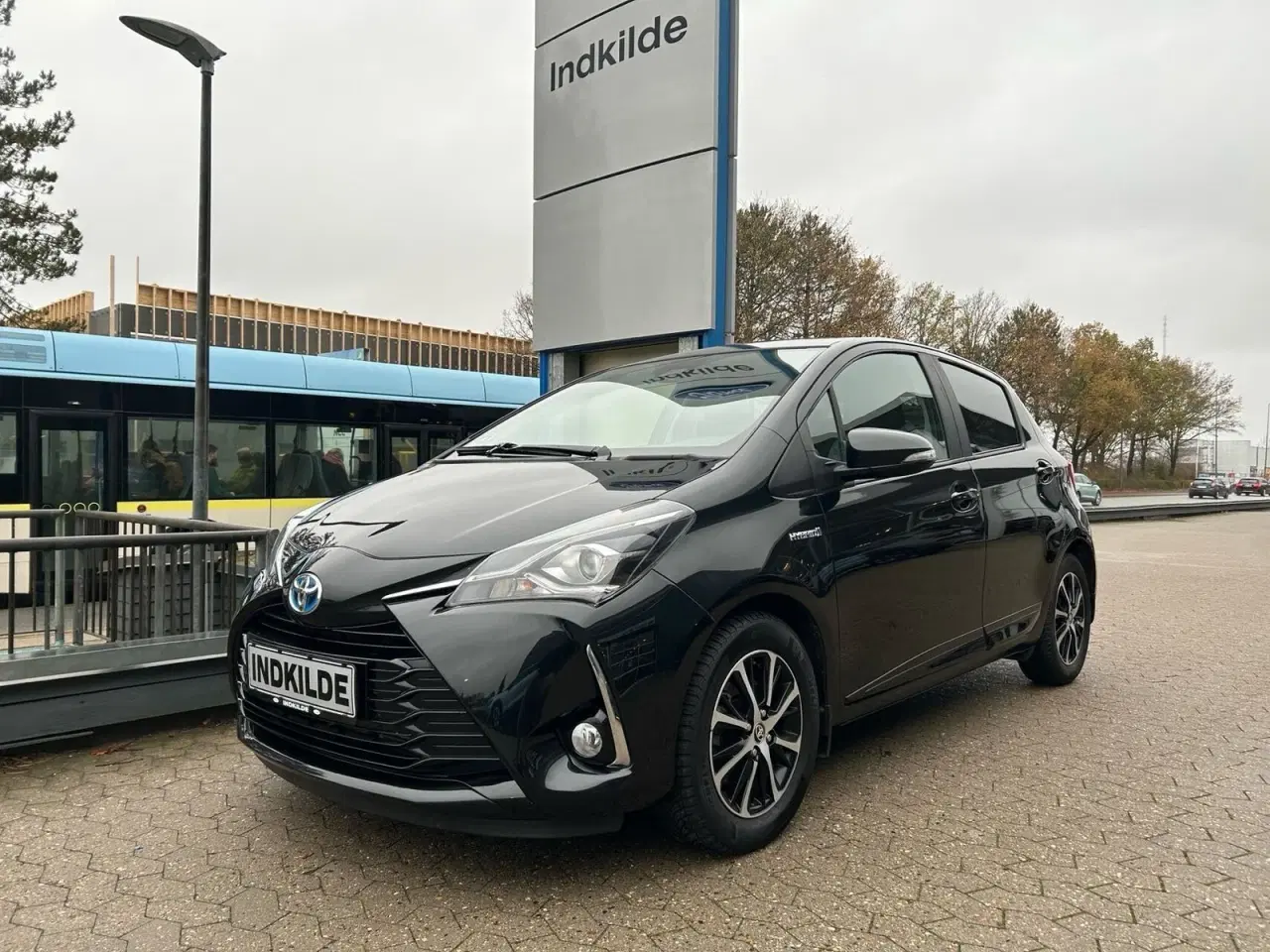 Billede 1 - Toyota Yaris 1,5 Hybrid H3 Limited Smart e-CVT