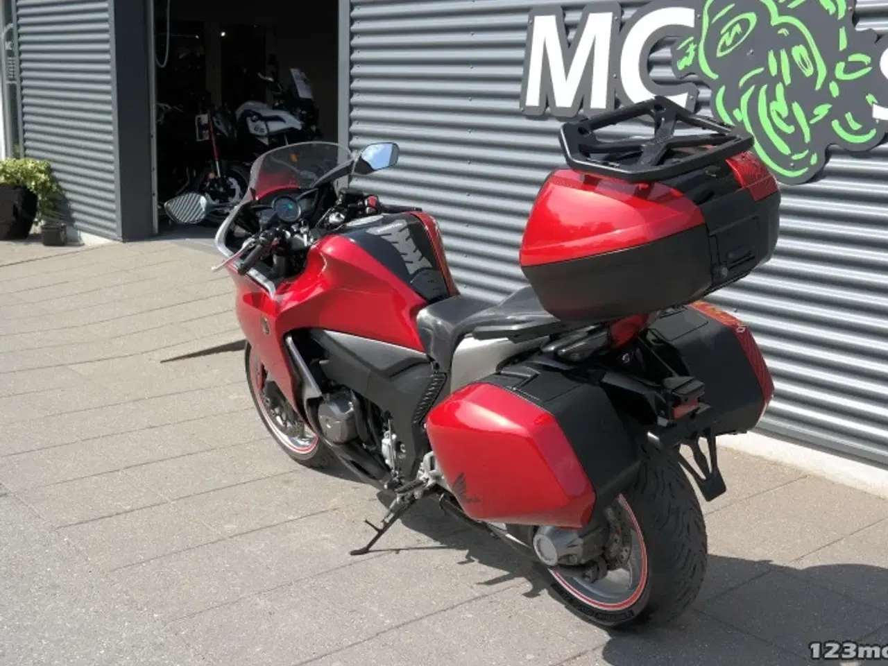 Billede 17 - Honda VFR 1200 F MC-SYD       BYTTER GERNE