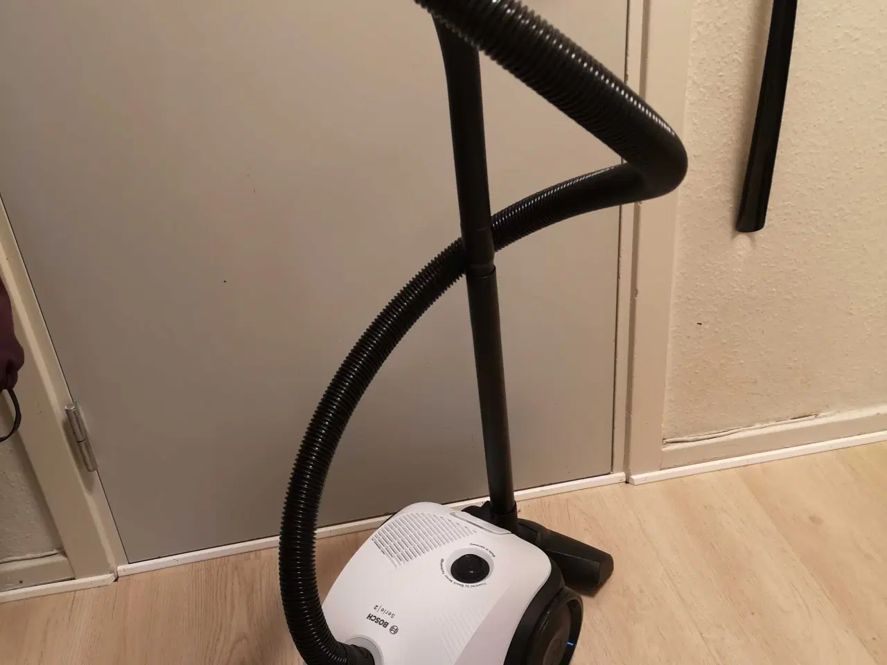 Billede 1 - Bosch Serie 2 støvsuger med👌 Brugt kun 1 Måned i 