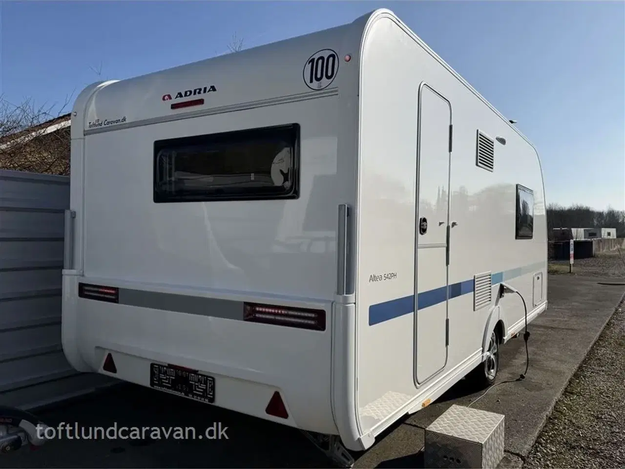 Billede 6 - 2023 - Adria Altea 542 PH   Fremtræder som ny, QUEENS-SENG, m/MOVER + KLIMA mv.