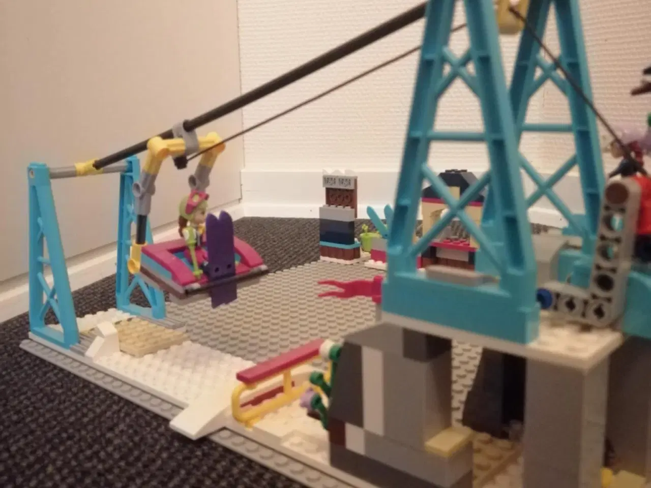 Billede 2 - Lego-friends skisportscenter