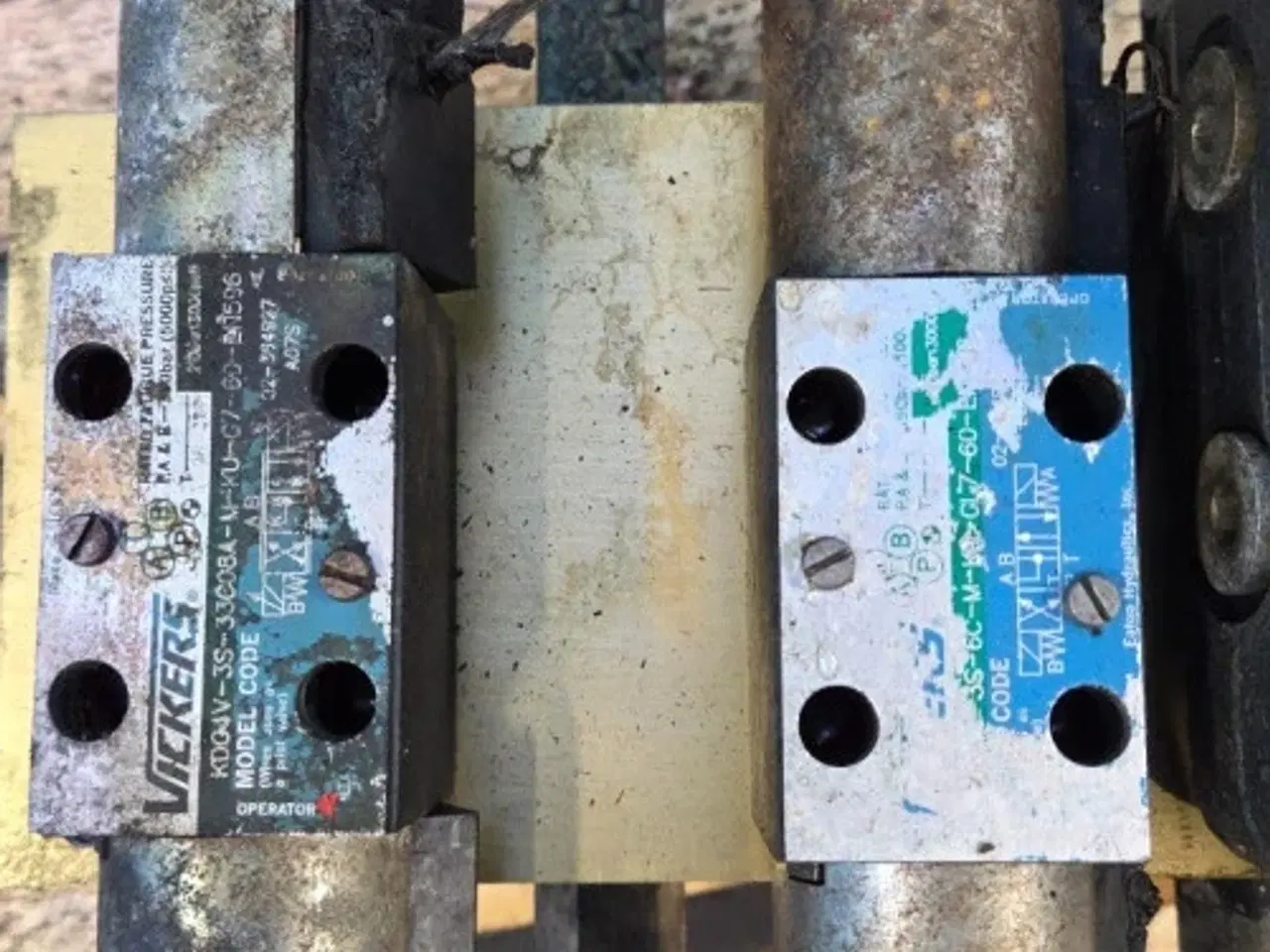 Billede 3 - Case 8010 Hydraulikventil 87109742