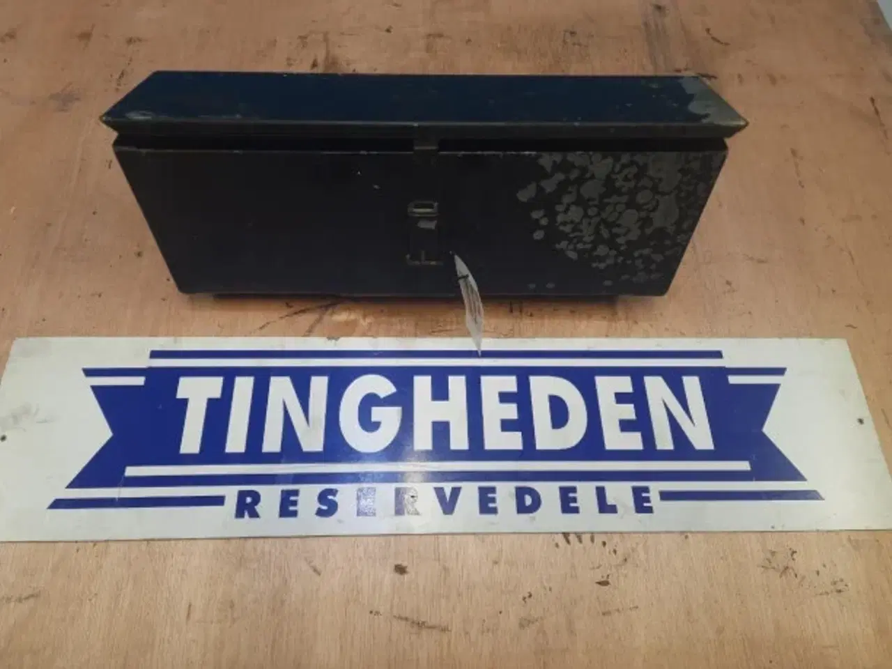 Billede 1 - Ford 6640 Værkktøjkasse F0NN17005AA11M