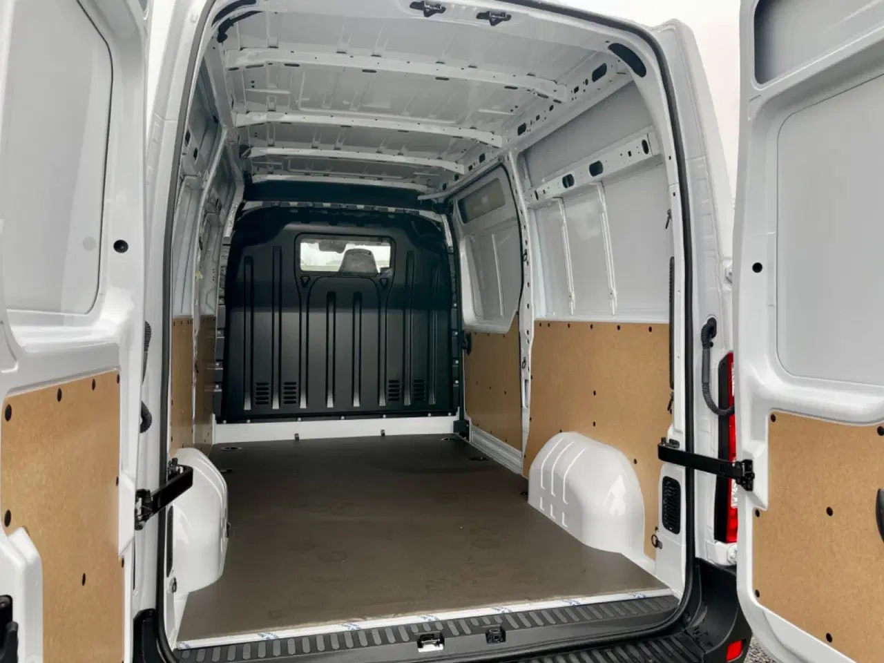 Billede 12 - Nissan Interstar 2,3 dCi 150 L2H2 N-Connecta Van