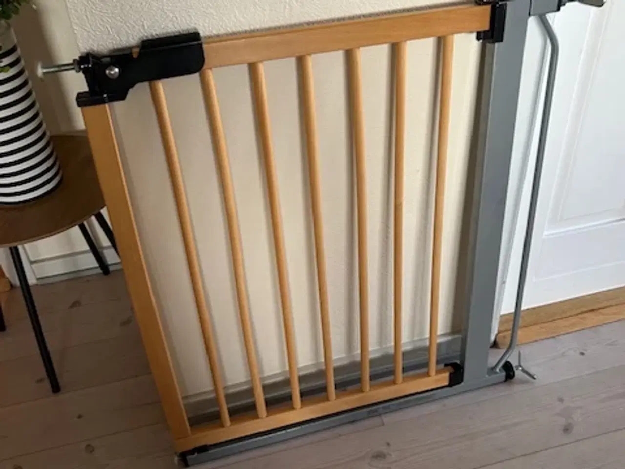 Billede 1 - Trappegitter, oplukkelig