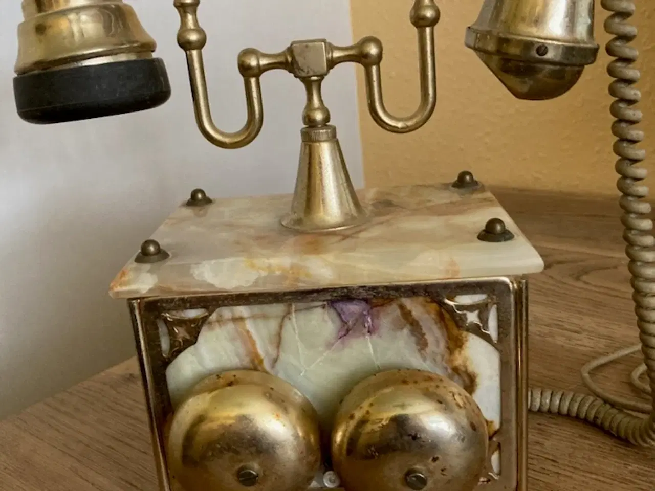 Billede 4 - Flot gammelt Fastnet Bord ur i messing og Marmor