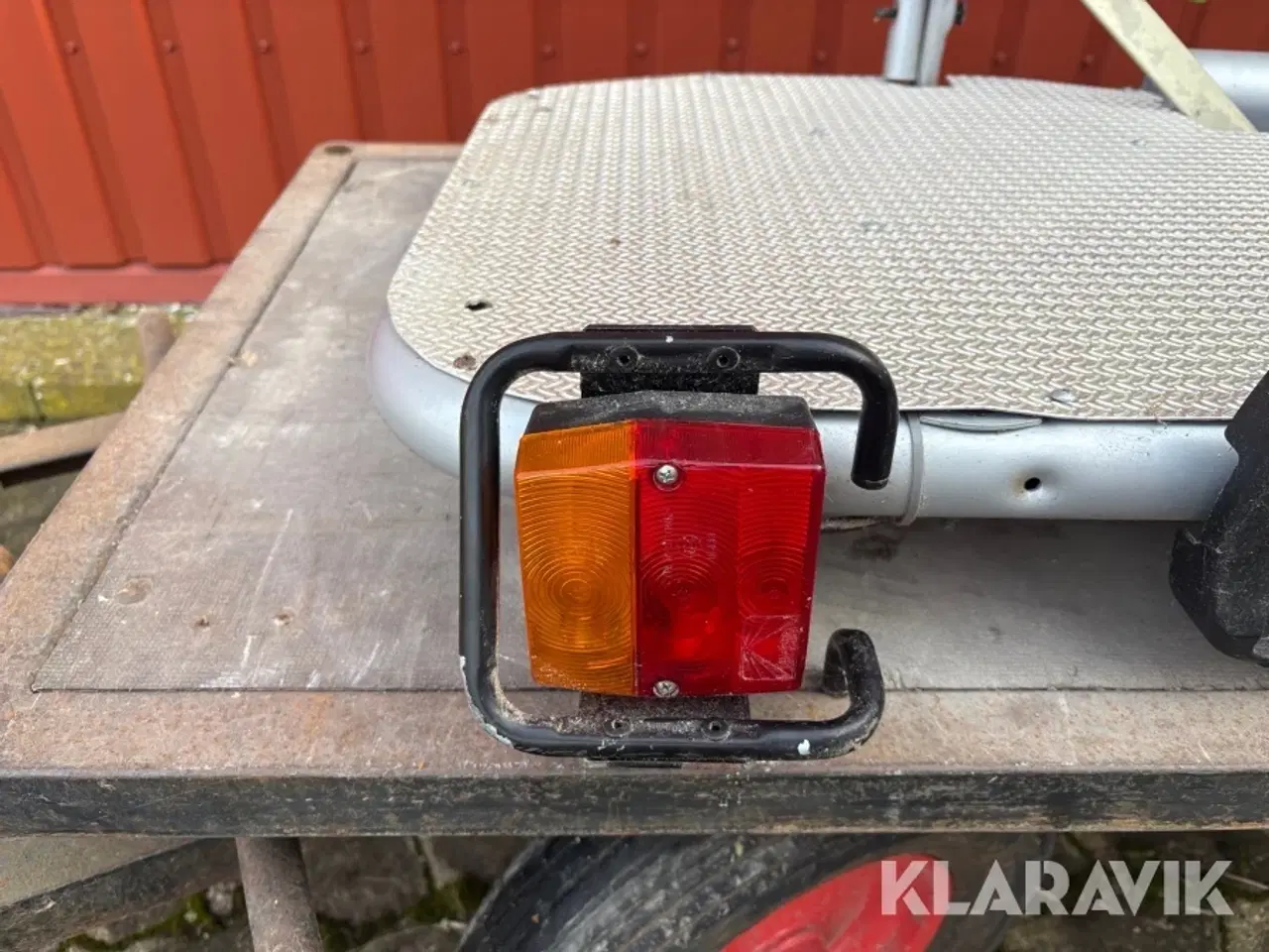 Billede 10 - Cykelanhænger Thule ombygget