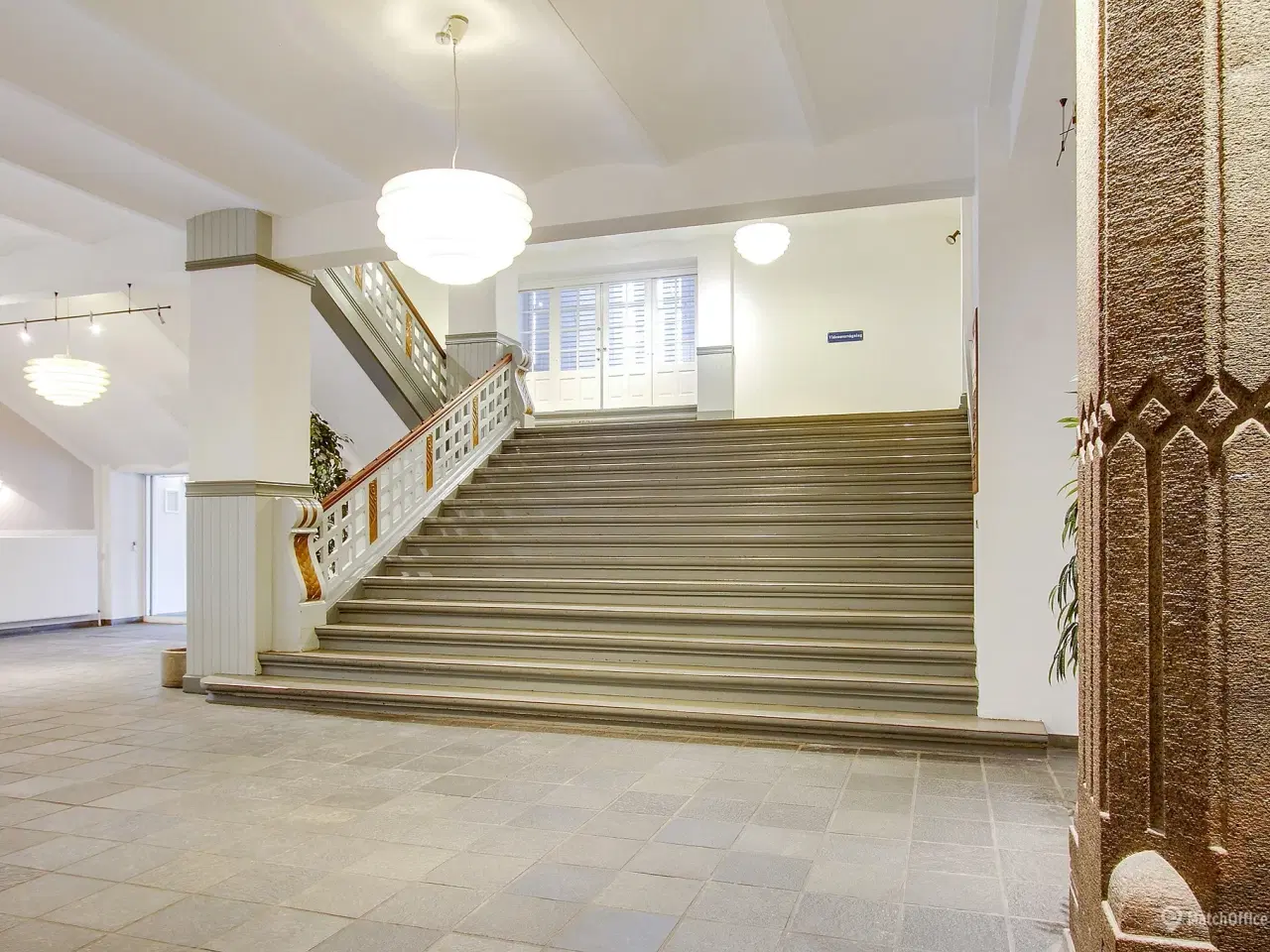 Billede 14 - 244 m² smukke lokaler udlejes i historisk bygning i Odense C