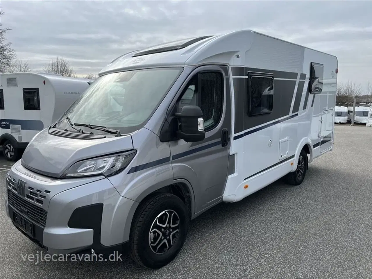 Billede 2 - 2026 - Carado V339 PRO+