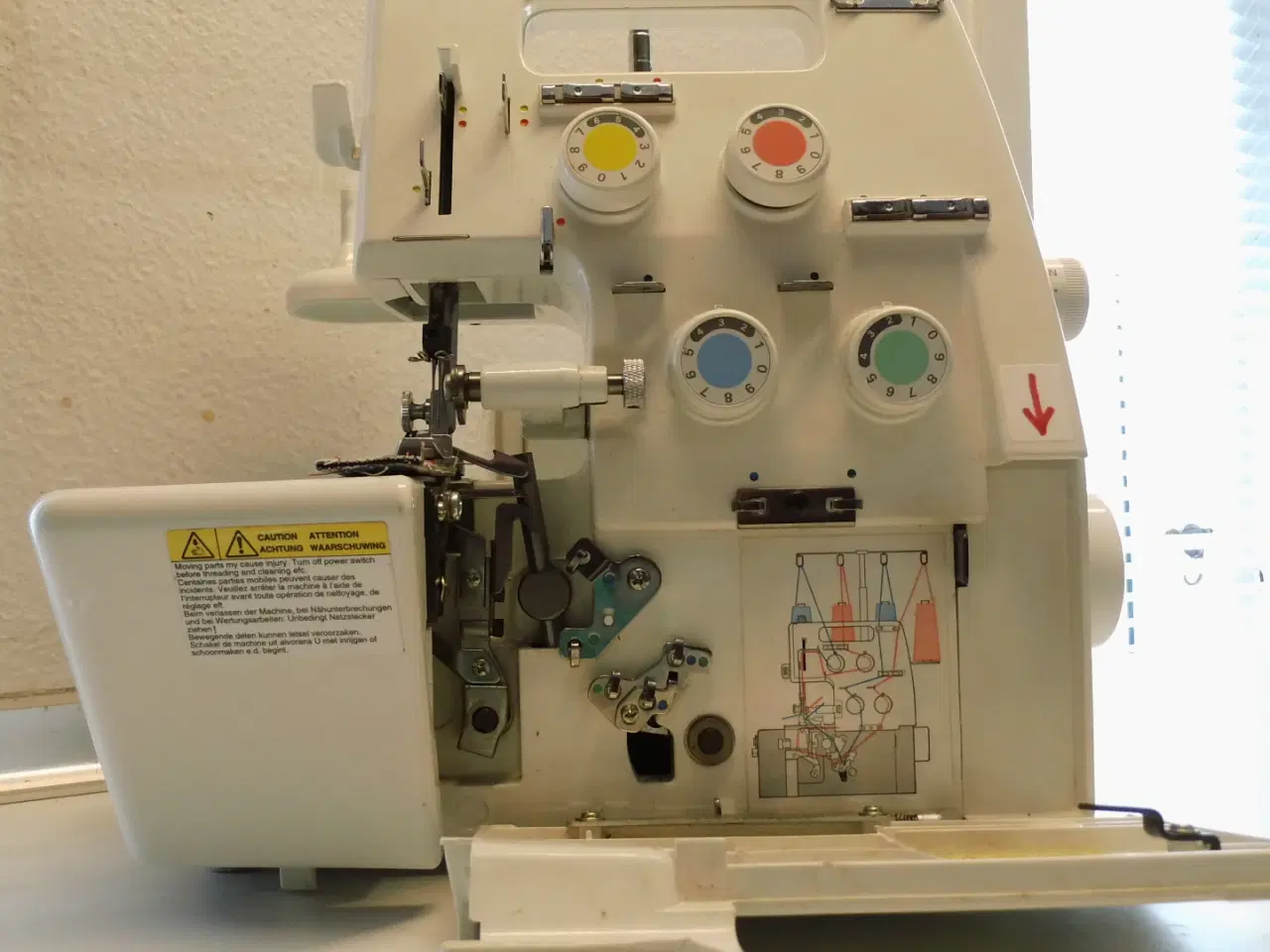 Billede 3 - Overlocker Toyoto SL3455DS  4-tråds  2-nåls