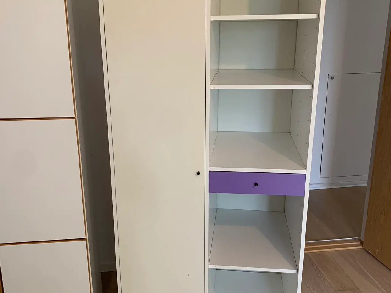 Billede 2 - garderobe 