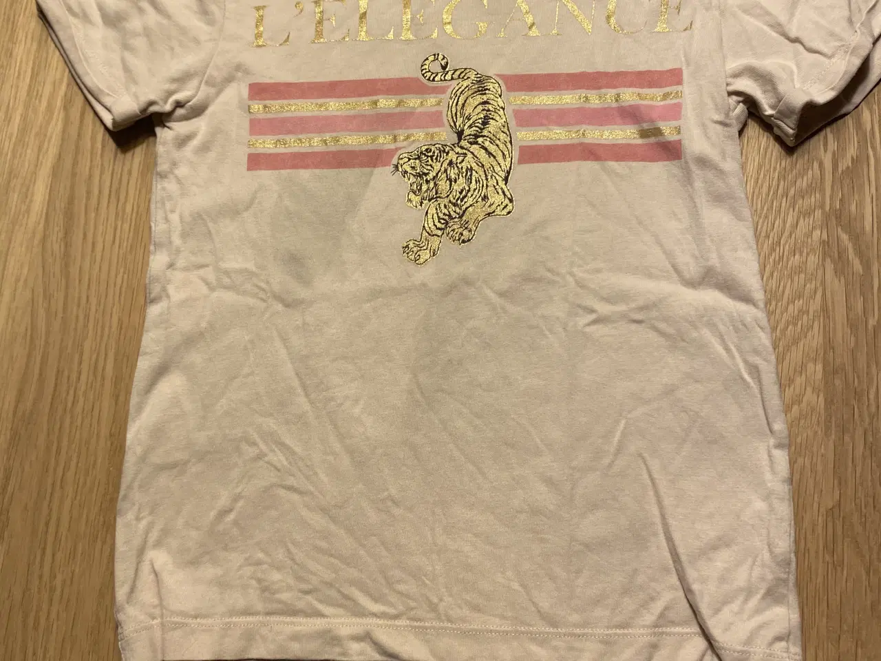 Billede 7 - Bluse, tshirt, nederdel, træningsbukser, badedragt